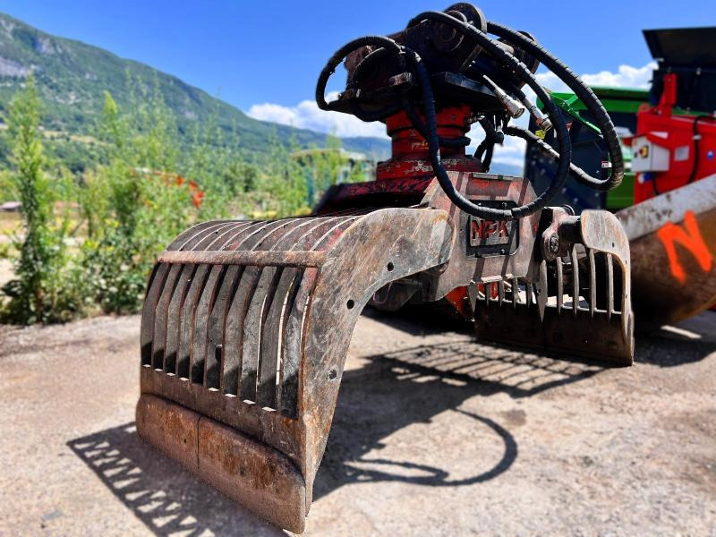 NPK DG-14 Pince de tri pour pelle de 8 à 15T - Benna a polipo per Macchina da cantiere: foto 3 NPK DG-14 Pince de tri pour pelle de 8 à 15T - Benna a polipo per Macchina da cantiere: foto 3