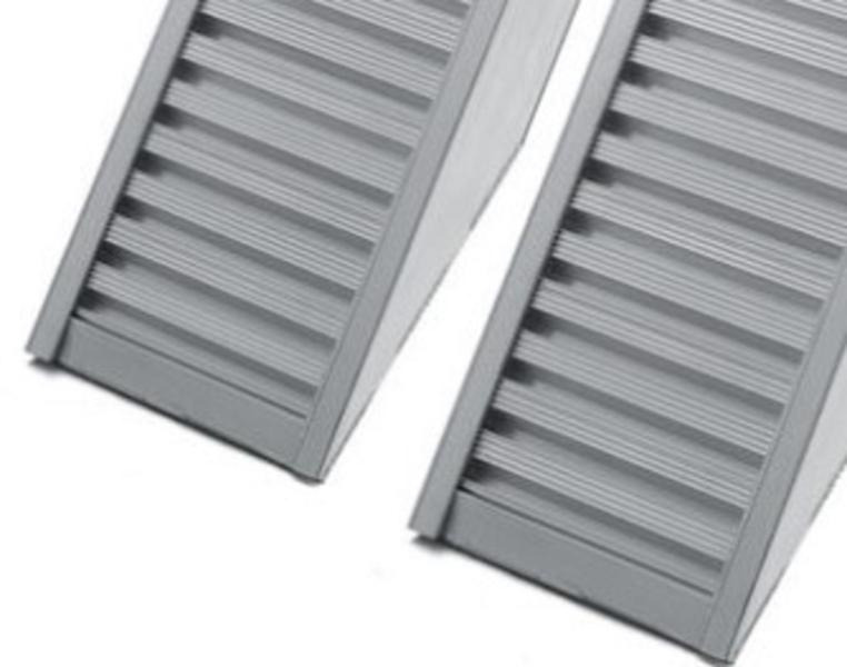 RAMPES ALUMINIUM RAMPE DE CHARGEMENT 1 METRE 7T - Rampa di carico: foto 3 RAMPES ALUMINIUM RAMPE DE CHARGEMENT 1 METRE 7T - Rampa di carico: foto 3