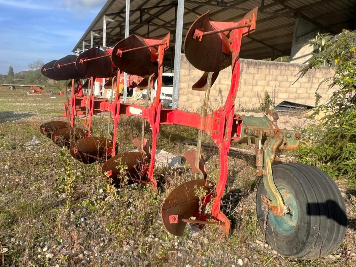 Vogel & Noot Charrue portée 5 corps - Aratro: foto 2 Vogel & Noot Charrue portée 5 corps - Aratro: foto 2