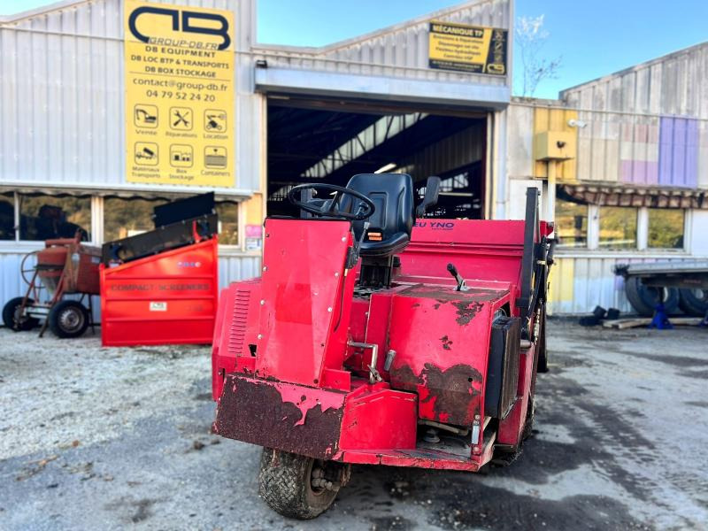 YNO 135-3 VEH Balayeuse diesel - Spazzatrice stradale: foto 1 YNO 135-3 VEH Balayeuse diesel - Spazzatrice stradale: foto 1