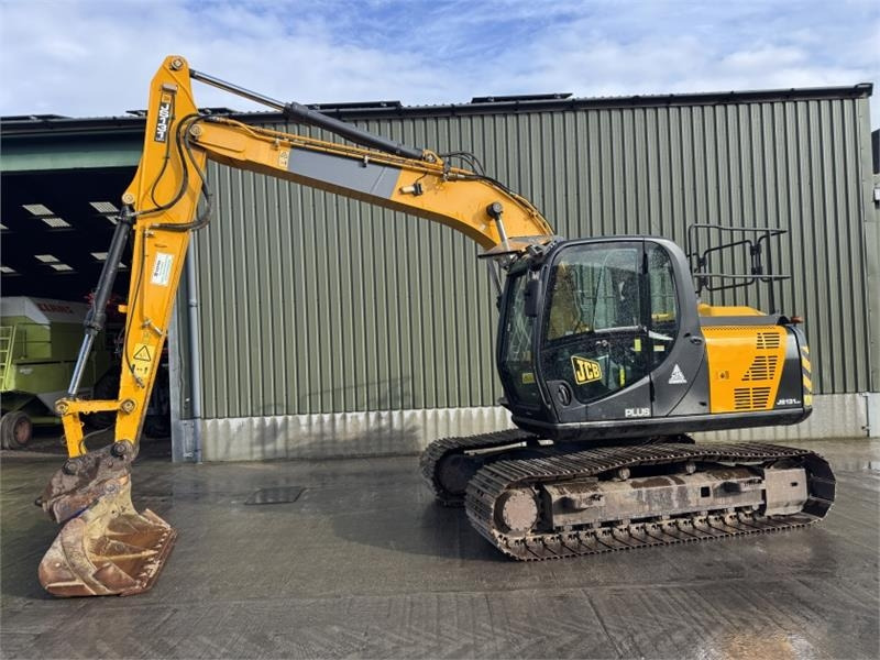 JCB JS 131 LC+ Excavator - Dumper articolato: foto 3 JCB JS 131 LC+ Excavator - Dumper articolato: foto 3