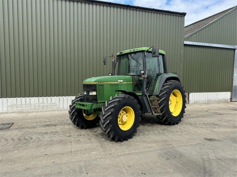 John Deere 6800 Tractor - Trattore: foto 1 John Deere 6800 Tractor - Trattore: foto 1