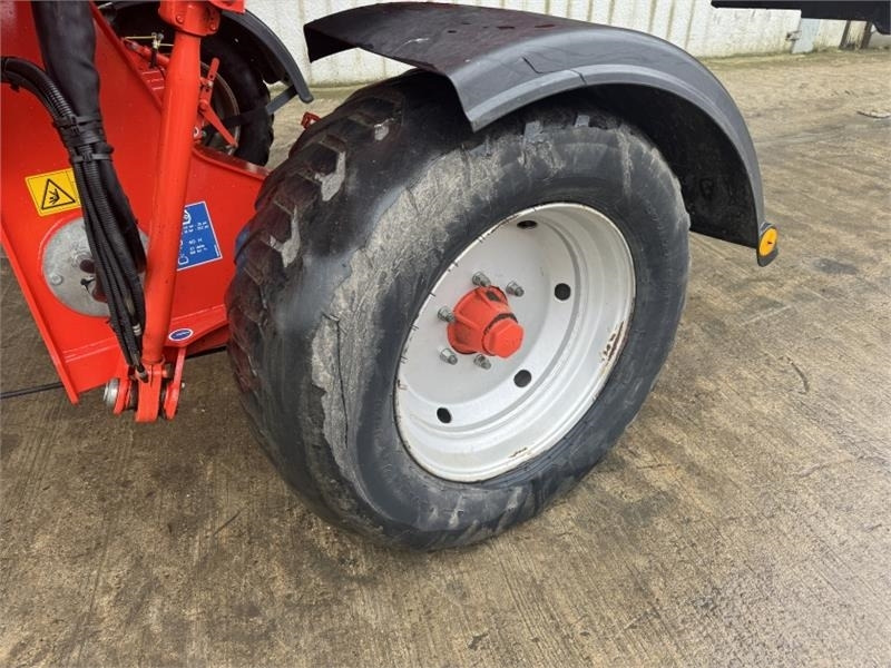 Kuhn Merge Maxx 950 Merger - Voltafieno: foto 5 Kuhn Merge Maxx 950 Merger - Voltafieno: foto 5