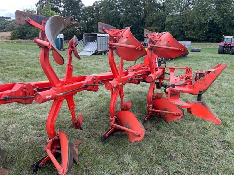 Kuhn Multi-Master 153 6 Furrow Plough - Aratro: foto 5 Kuhn Multi-Master 153 6 Furrow Plough - Aratro: foto 5