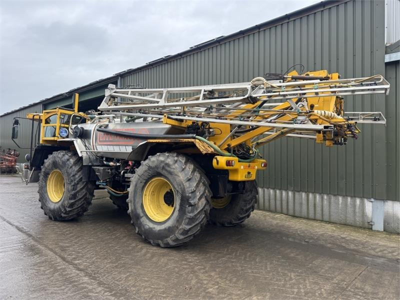 Lite-Trac 5500 24m Self Propelled Sprayer - Polverizzatore portato: foto 2 Lite-Trac 5500 24m Self Propelled Sprayer - Polverizzatore portato: foto 2