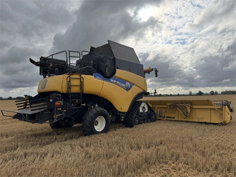 New Holland CR9090 Rotary Combine **Video Below** - Accessori per macchine da raccolta: foto 5 New Holland CR9090 Rotary Combine **Video Below** - Accessori per macchine da raccolta: foto 5