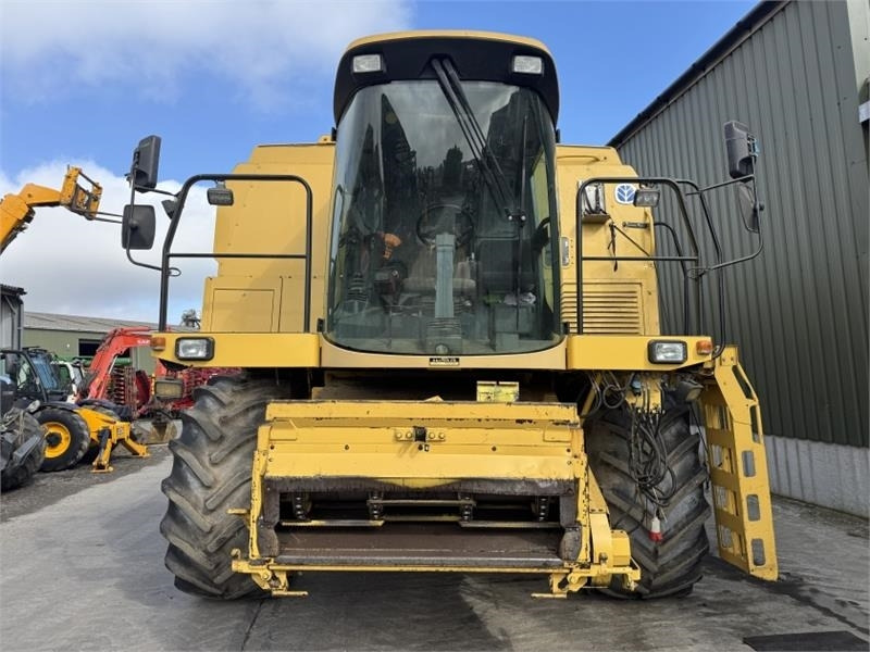 New Holland TX66 Combine Harvester c/w 20ft Header - Accessori per macchine da raccolta: foto 5 New Holland TX66 Combine Harvester c/w 20ft Header - Accessori per macchine da raccolta: foto 5