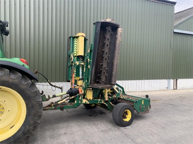 Spearhead Trident 4000 4M Folding Flail Mower - Falciatrice: foto 2 Spearhead Trident 4000 4M Folding Flail Mower - Falciatrice: foto 2