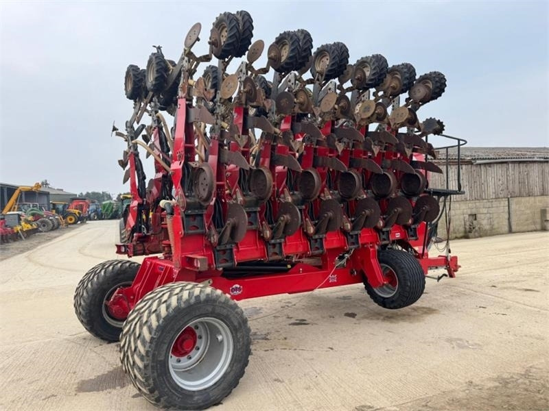 Sumo Sumo 8m DTS Direct Drill - Seminatrice combinata: foto 4 Sumo Sumo 8m DTS Direct Drill - Seminatrice combinata: foto 4