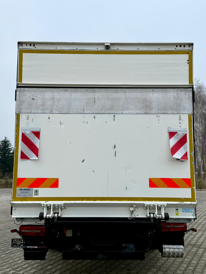 MAN TGM 15.290 / IZOTERMA / WINDA / 18 PALET / AUTOMAT / SYPIALKA / - Autocarro cella isotermica: foto 5 MAN TGM 15.290 / IZOTERMA / WINDA / 18 PALET / AUTOMAT / SYPIALKA / - Autocarro cella isotermica: foto 5