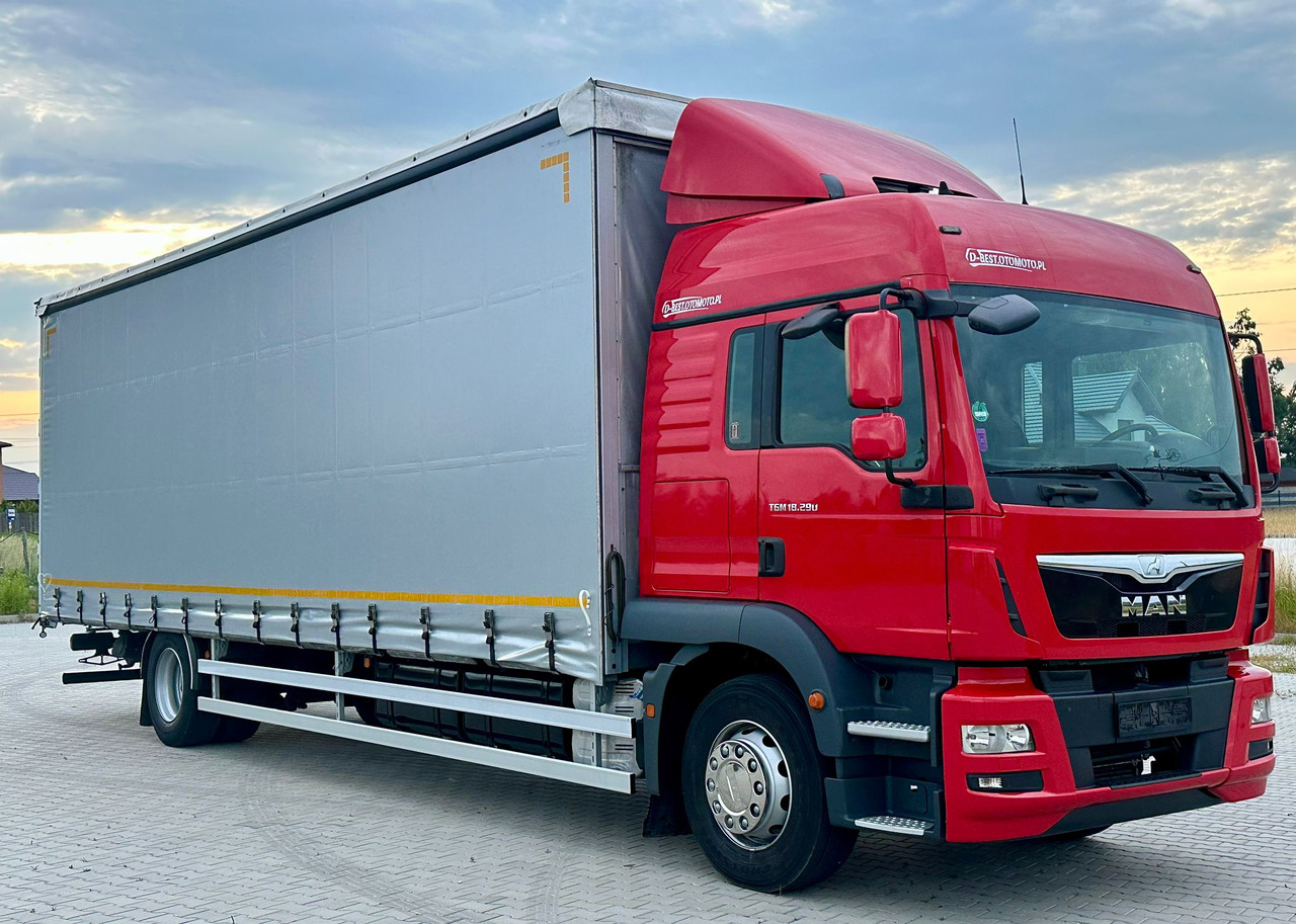 MAN TGM 18.290 / FIRANKA / 22 PALETY / AUTOMAT / EURO 6 / SYPIALKA / ŁADOWNOŚĆ 9 700 - Camion centinato: foto 1 MAN TGM 18.290 / FIRANKA / 22 PALETY / AUTOMAT / EURO 6 / SYPIALKA / ŁADOWNOŚĆ 9 700 - Camion centinato: foto 1