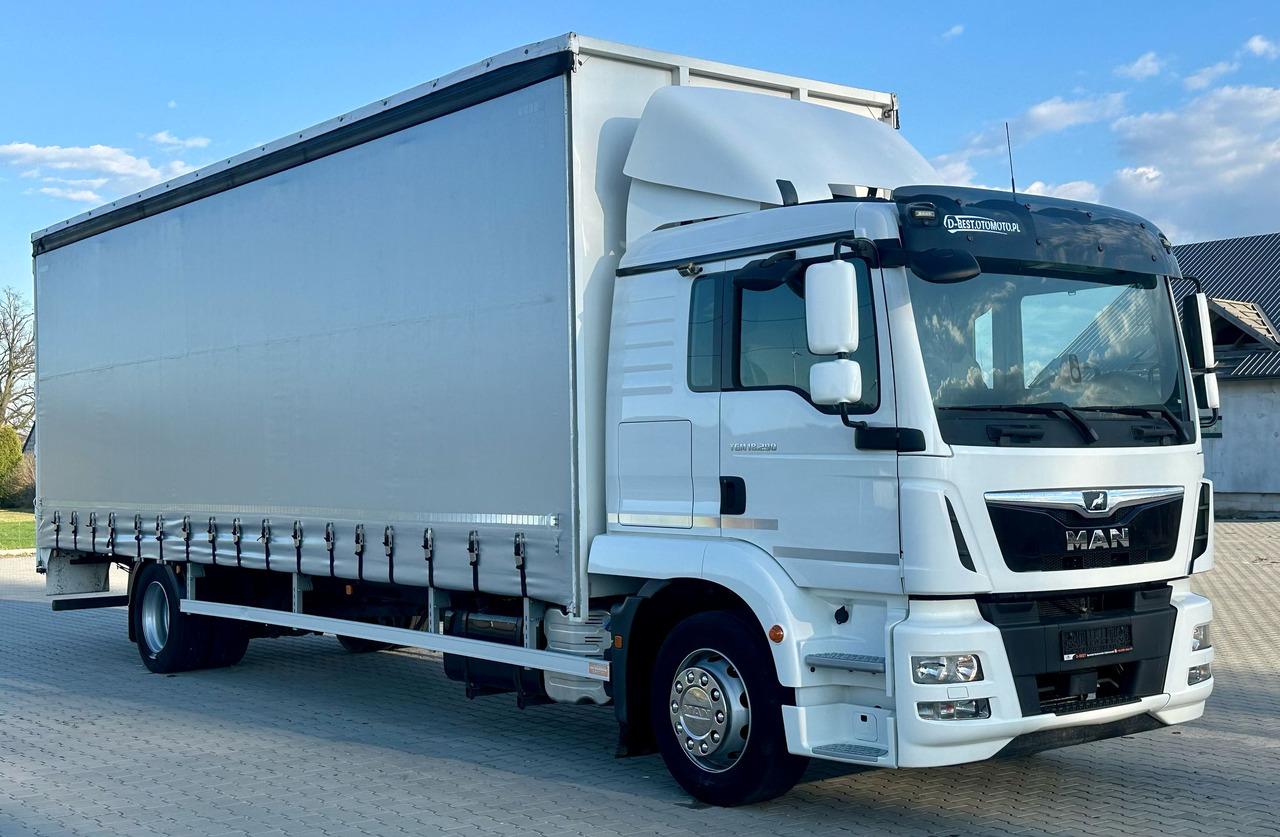 MAN TGM 18.290 / FIRANKA / WINDA / 22 EUROPALETY / AUTOMAT / SYPIALKA / 9 059 KG ŁADOWNOŚCI / NISKI PRZEBIEG / ZSUWANY DACH / EURO 6 - Camion centinato: foto 1 MAN TGM 18.290 / FIRANKA / WINDA / 22 EUROPALETY / AUTOMAT / SYPIALKA / 9 059 KG ŁADOWNOŚCI / NISKI PRZEBIEG / ZSUWANY DACH / EURO 6 - Camion centinato: foto 1