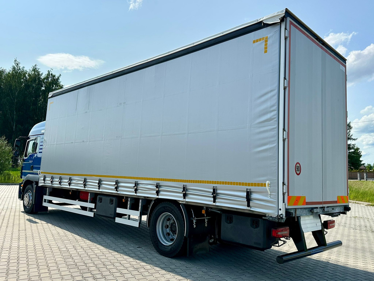 MAN TGM 18.320 / FIRANKA / 20 EUROPALET / 8.3 M DŁUGOŚCI / AUTOMAT / SYPIALKA / 2018 ROK / 9 809 KG ŁADOWNOŚCI - Camion centinato: foto 3 MAN TGM 18.320 / FIRANKA / 20 EUROPALET / 8.3 M DŁUGOŚCI / AUTOMAT / SYPIALKA / 2018 ROK / 9 809 KG ŁADOWNOŚCI - Camion centinato: foto 3