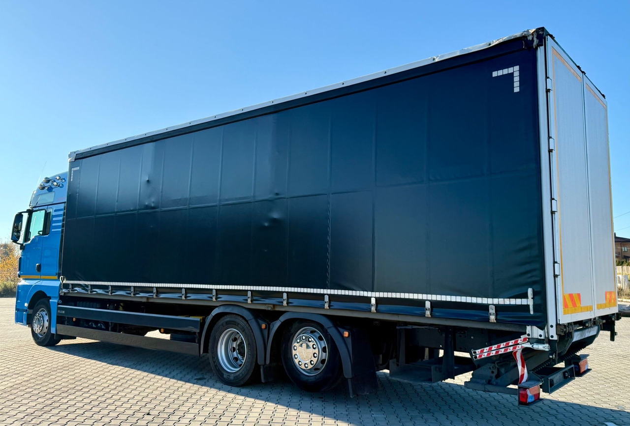 MAN TGX 26.420 / FIRANKA / WINDA / 23 EUROPALETY / 6x2 / AUTOMAT / EURO 6 / OŚ PODNOSZONA / DUŻA KABINA / 2019 ROK - Camion centinato: foto 4 MAN TGX 26.420 / FIRANKA / WINDA / 23 EUROPALETY / 6x2 / AUTOMAT / EURO 6 / OŚ PODNOSZONA / DUŻA KABINA / 2019 ROK - Camion centinato: foto 4