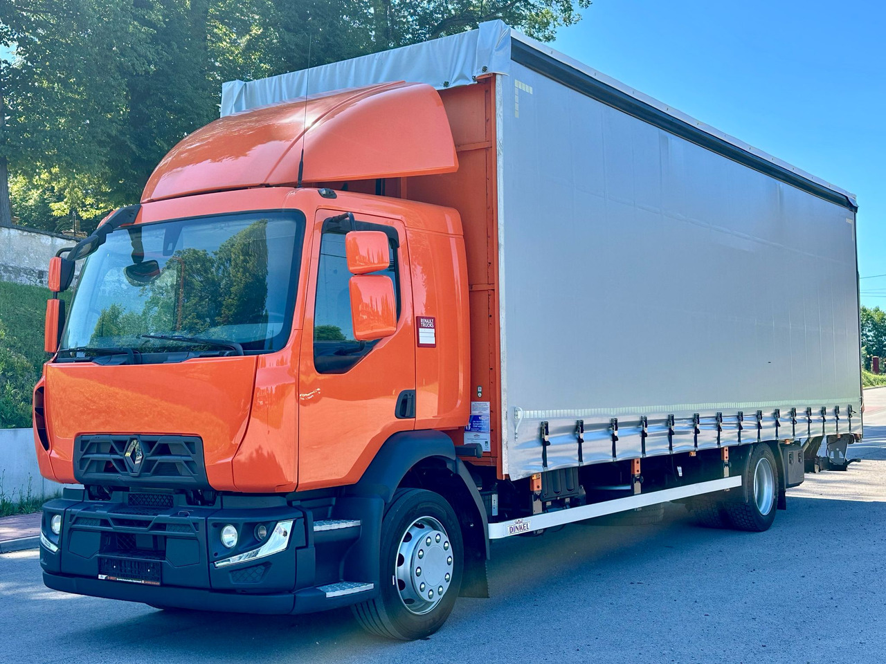 RENAULT D 18 / 280 / FIRANKA / WINDA / 8.6 M DŁUGOŚCI / 21 EUROPALET / NOWE OPONY / ŁADOWNOŚĆ 9.380 KG / AUTOMAT / SERWISOWANA / SPROWADZONA - Camion centinato: foto 2 RENAULT D 18 / 280 / FIRANKA / WINDA / 8.6 M DŁUGOŚCI / 21 EUROPALET / NOWE OPONY / ŁADOWNOŚĆ 9.380 KG / AUTOMAT / SERWISOWANA / SPROWADZONA - Camion centinato: foto 2