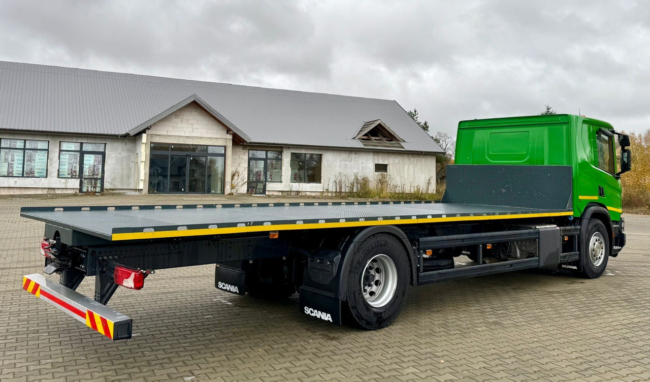 SCANIA P320 / PLATFORMA / NOWY / 5 TYŚ KM / SYPIALKA / 2023 ROK / CAŁA NA PODUSZKACH / 7.7 M DŁUGOŚCI / LAWETA / DO PRZEWOZU MASZYN ROLNICZYCH ITP - Autocarro con pianale/ Cassone fisso: foto 4 SCANIA P320 / PLATFORMA / NOWY / 5 TYŚ KM / SYPIALKA / 2023 ROK / CAŁA NA PODUSZKACH / 7.7 M DŁUGOŚCI / LAWETA / DO PRZEWOZU MASZYN ROLNICZYCH ITP - Autocarro con pianale/ Cassone fisso: foto 4