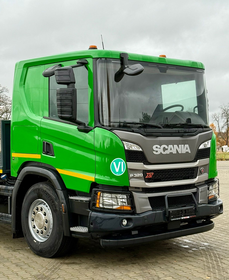 SCANIA P320 / PLATFORMA / NOWY / 5 TYŚ KM / SYPIALKA / 2023 ROK / CAŁA NA PODUSZKACH / 7.7 M DŁUGOŚCI / LAWETA / DO PRZEWOZU MASZYN ROLNICZYCH ITP - Autocarro con pianale/ Cassone fisso: foto 5 SCANIA P320 / PLATFORMA / NOWY / 5 TYŚ KM / SYPIALKA / 2023 ROK / CAŁA NA PODUSZKACH / 7.7 M DŁUGOŚCI / LAWETA / DO PRZEWOZU MASZYN ROLNICZYCH ITP - Autocarro con pianale/ Cassone fisso: foto 5
