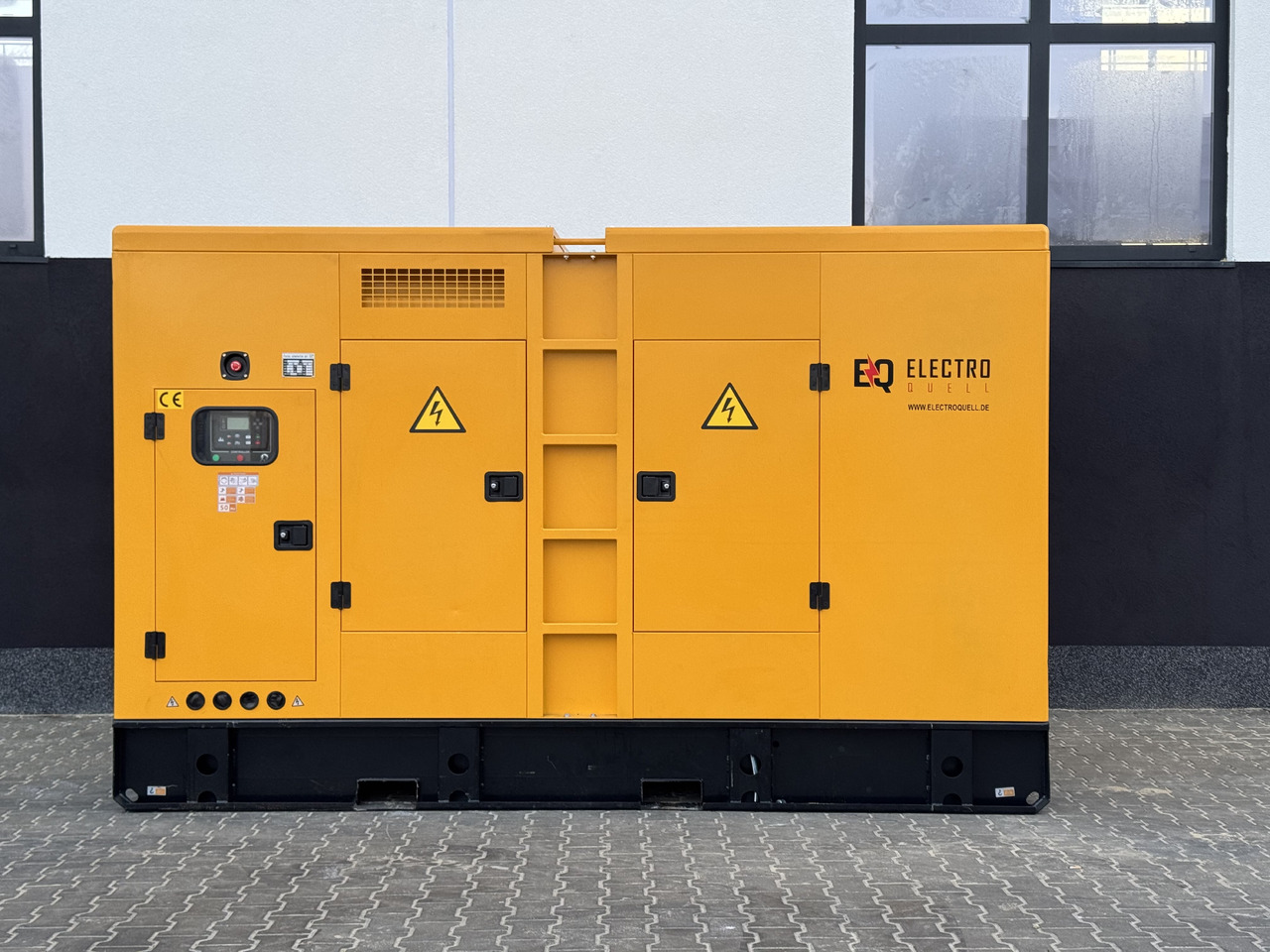 IVECO 250 kVA / 200 kW IN STOCK - Gruppo elettrogeno: foto 3 IVECO 250 kVA / 200 kW IN STOCK - Gruppo elettrogeno: foto 3