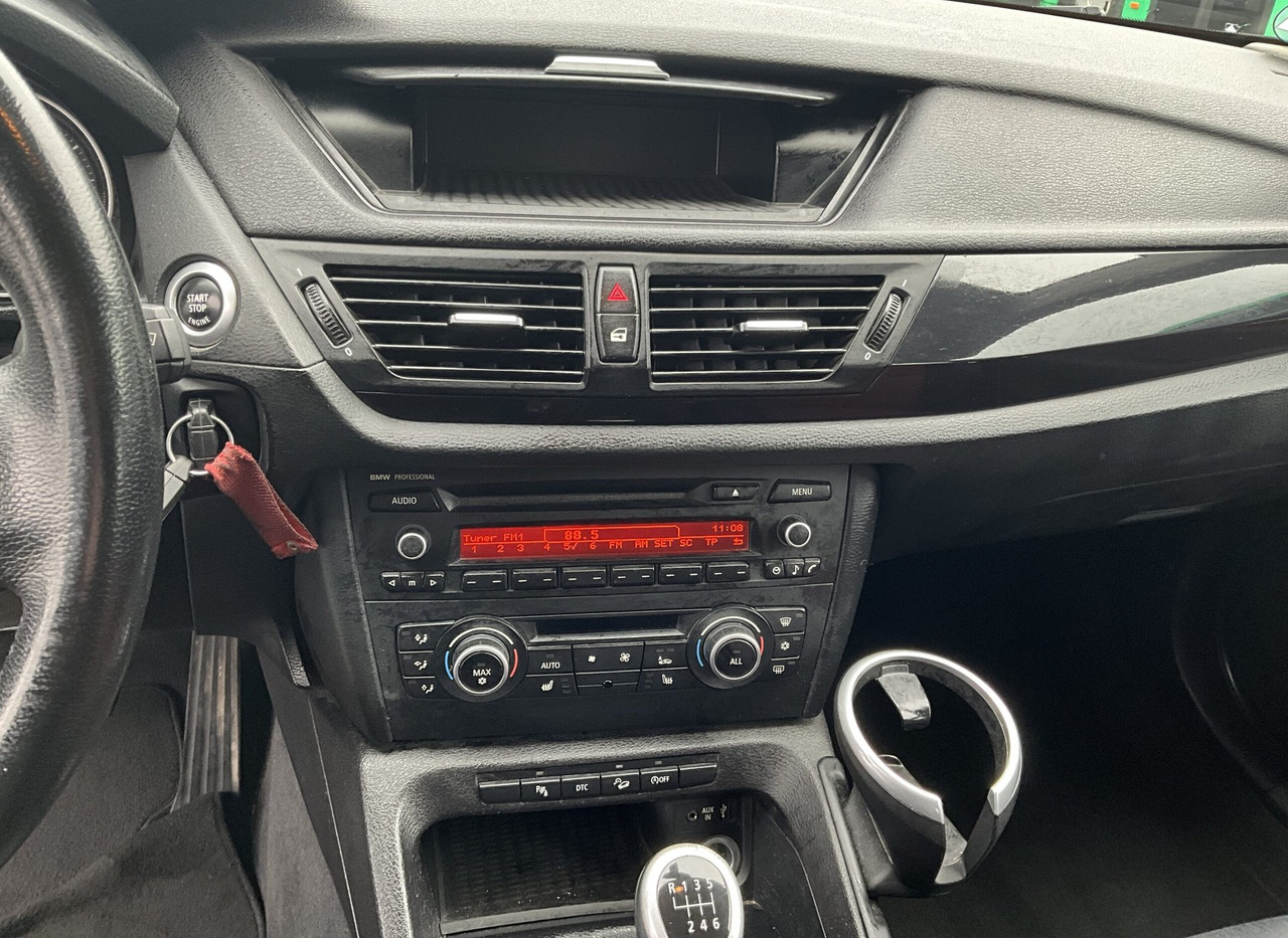 Autovettura BMW X1: foto 14