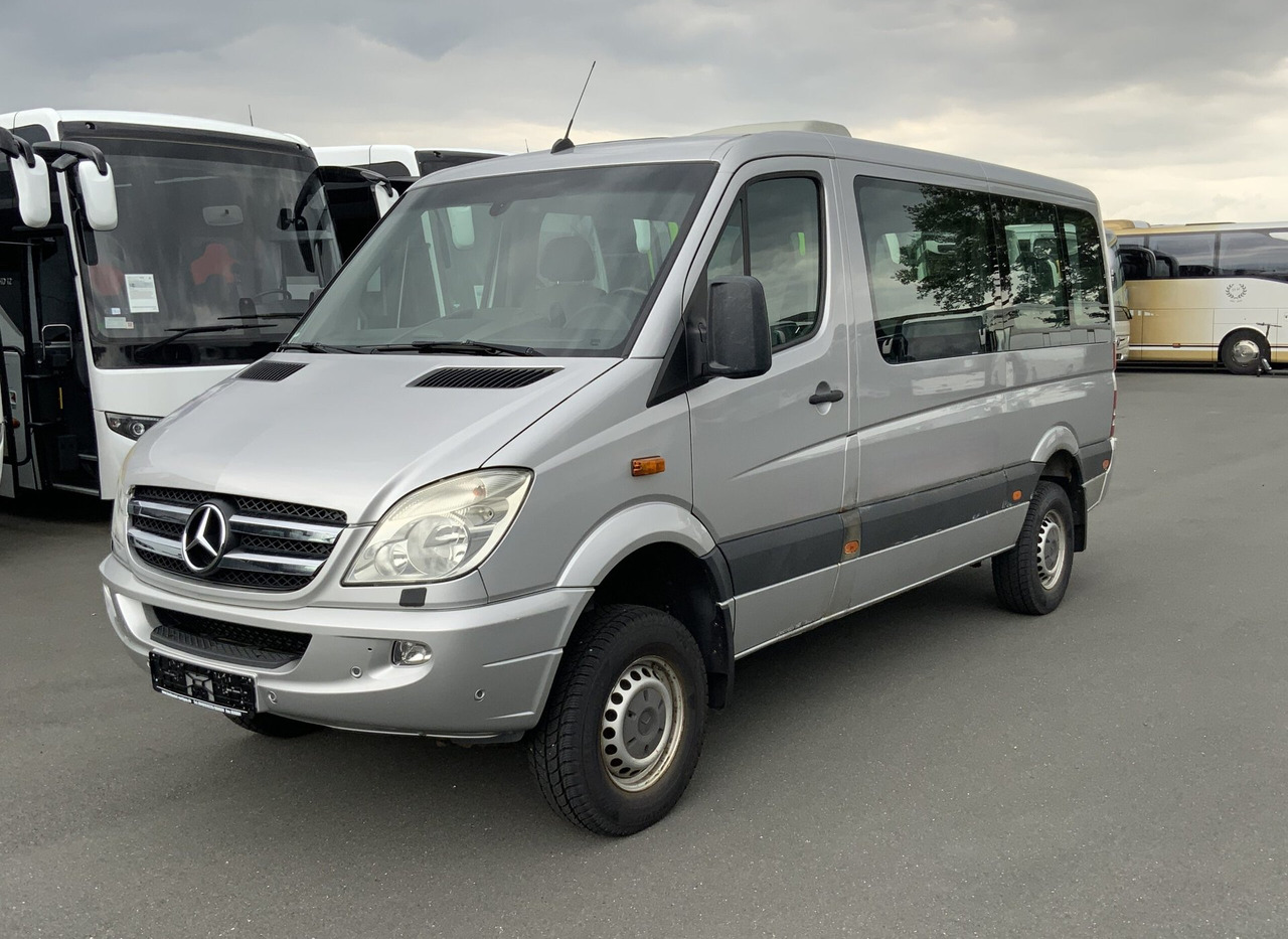 Mercedes-Benz 315 CDI Sprinter - Minibus, Pulmino: foto 2 Mercedes-Benz 315 CDI Sprinter - Minibus, Pulmino: foto 2