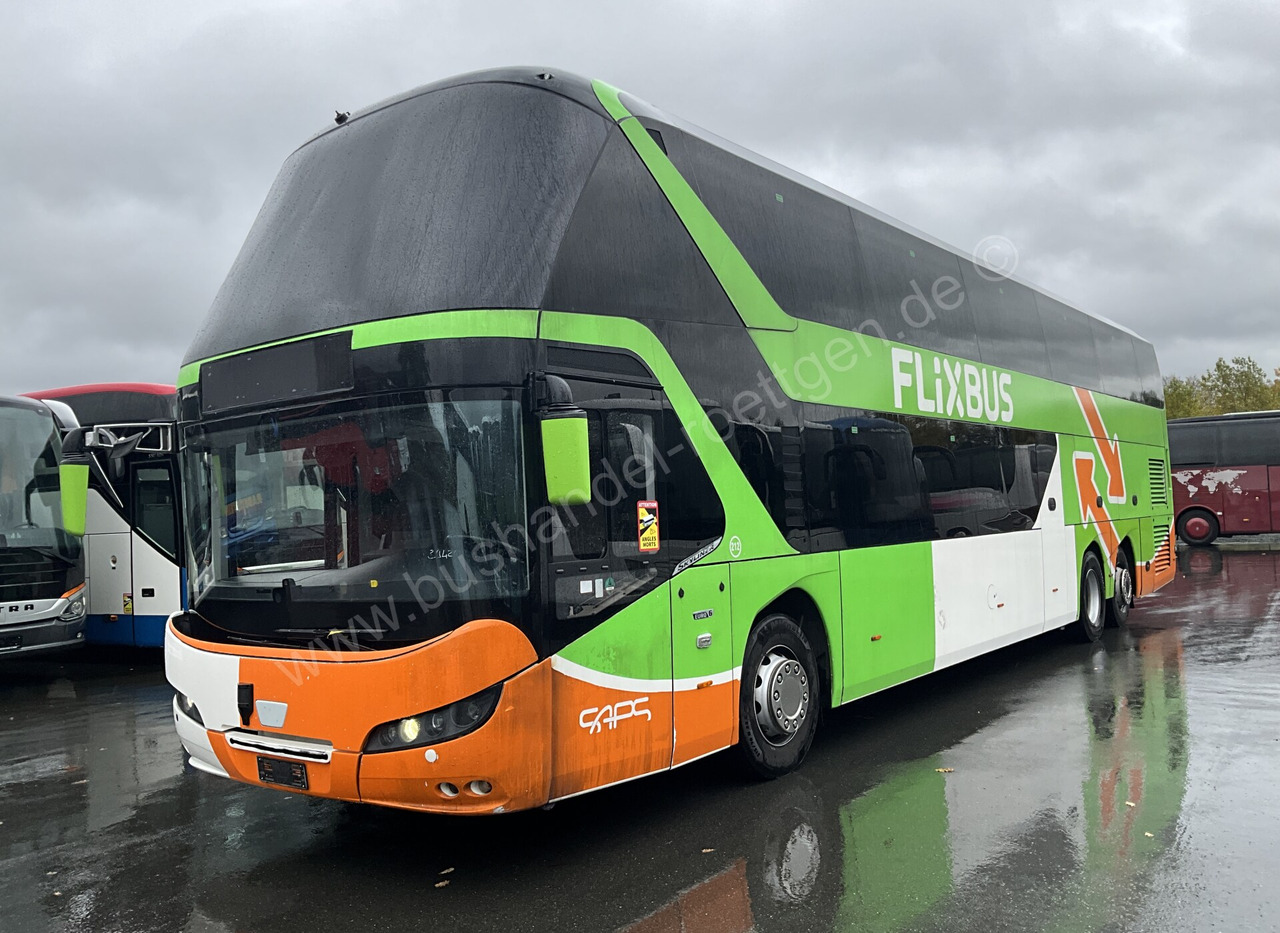 Neoplan Skyliner L - Autobus a due piani: foto 2 Neoplan Skyliner L - Autobus a due piani: foto 2