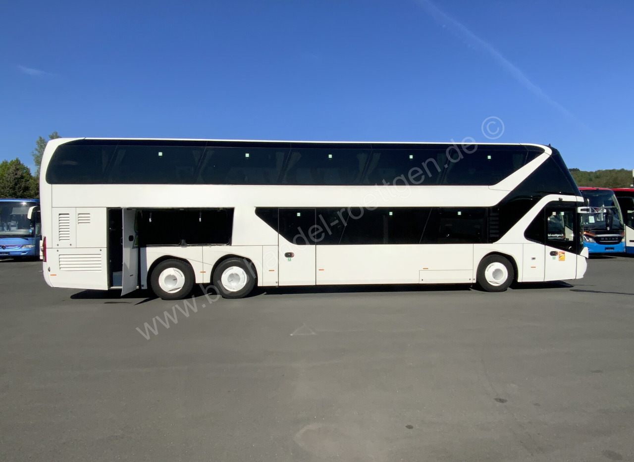 Neoplan Skyliner L - Autobus a due piani: foto 5 Neoplan Skyliner L - Autobus a due piani: foto 5