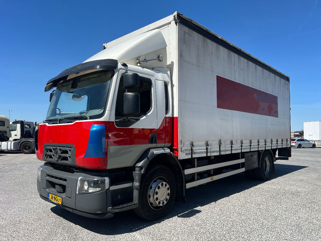 Renault D Wide 330, 19Ton, New tacho - Camion centinato: foto 1 Renault D Wide 330, 19Ton, New tacho - Camion centinato: foto 1
