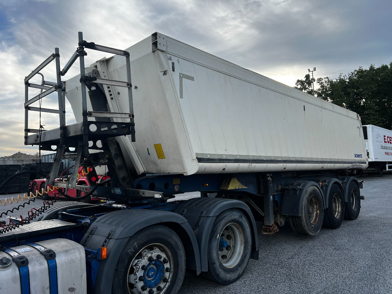 Schmitz Cargobull Gotha 27m3, SAF, ALU - Semirimorchio ribaltabile: foto 2 Schmitz Cargobull Gotha 27m3, SAF, ALU - Semirimorchio ribaltabile: foto 2