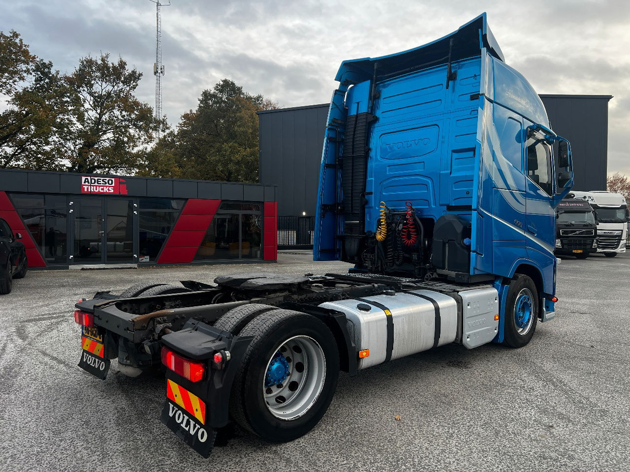 Volvo FH 460 Globe, Lowdeck, Mega - Trattore stradale: foto 3 Volvo FH 460 Globe, Lowdeck, Mega - Trattore stradale: foto 3