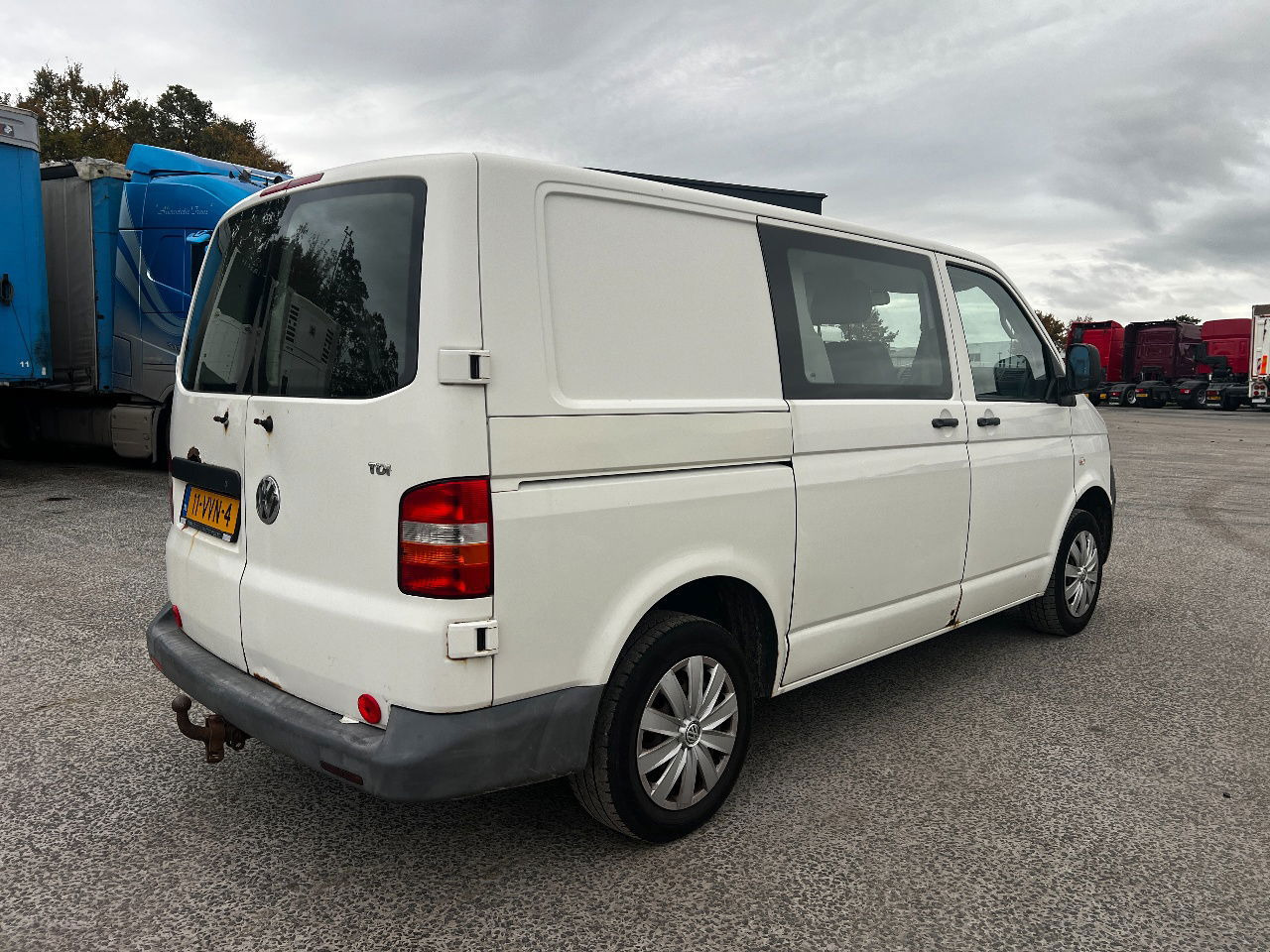 Volkswagen Transporter 2.5 tdi, 96kw, dubbele cabine - Furgoncino: foto 3 Volkswagen Transporter 2.5 tdi, 96kw, dubbele cabine - Furgoncino: foto 3