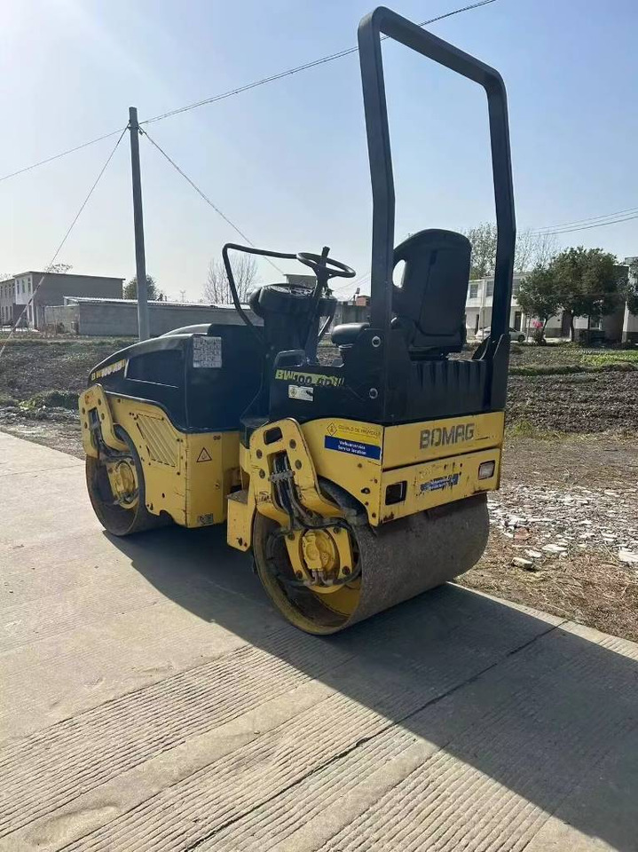 Bomag BW 100 AD - Rullo stradale: foto 4 Bomag BW 100 AD - Rullo stradale: foto 4