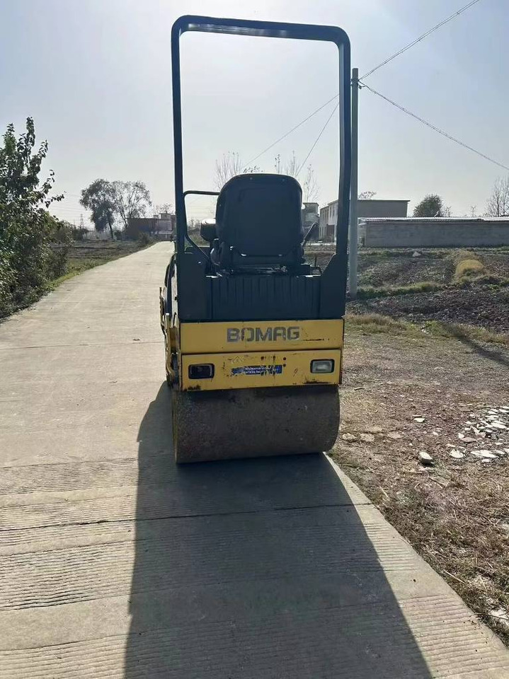 Bomag BW 100 AD - Rullo stradale: foto 3 Bomag BW 100 AD - Rullo stradale: foto 3