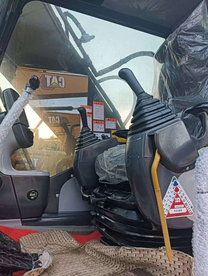 CAT 324 D2L - Escavatore cingolato: foto 3 CAT 324 D2L - Escavatore cingolato: foto 3