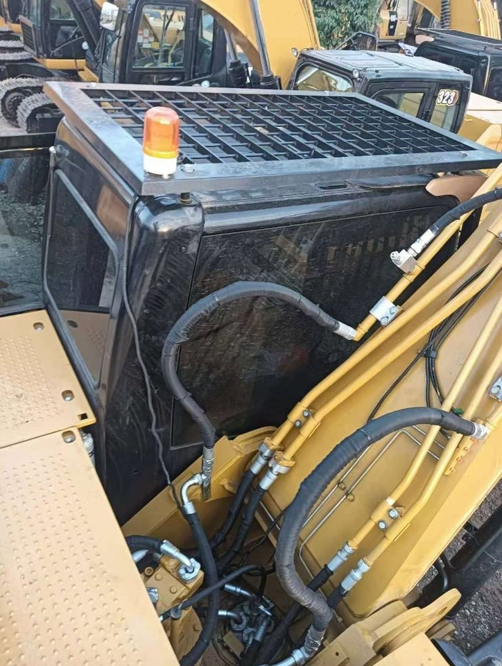 CAT 324 D2L - Escavatore cingolato: foto 3 CAT 324 D2L - Escavatore cingolato: foto 3