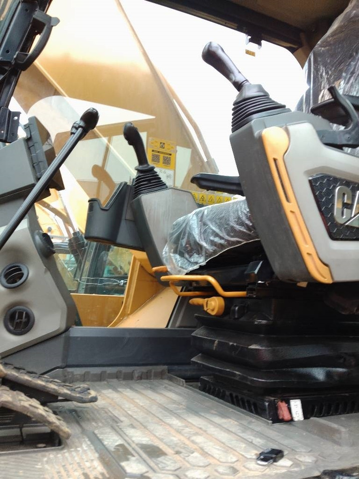 CAT 330GC - Escavatore cingolato: foto 2 CAT 330GC - Escavatore cingolato: foto 2