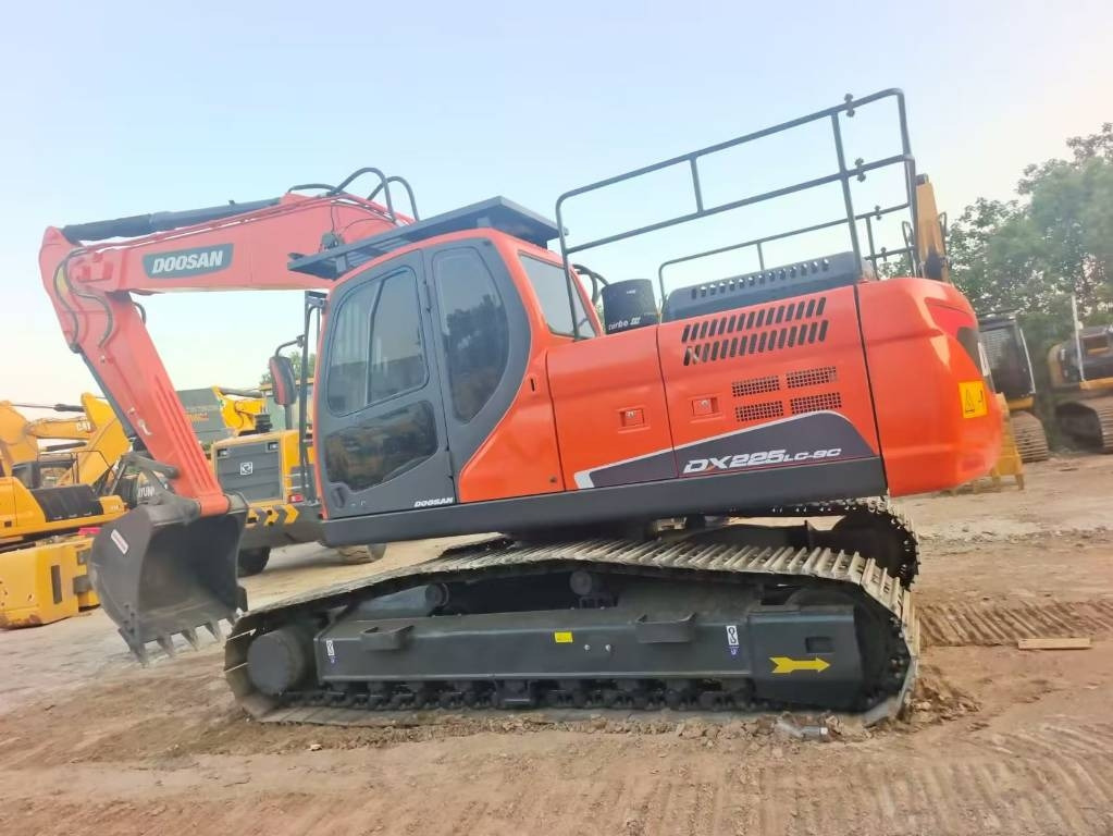 Doosan DX 225 LC-9C - Escavatore cingolato: foto 1 Doosan DX 225 LC-9C - Escavatore cingolato: foto 1