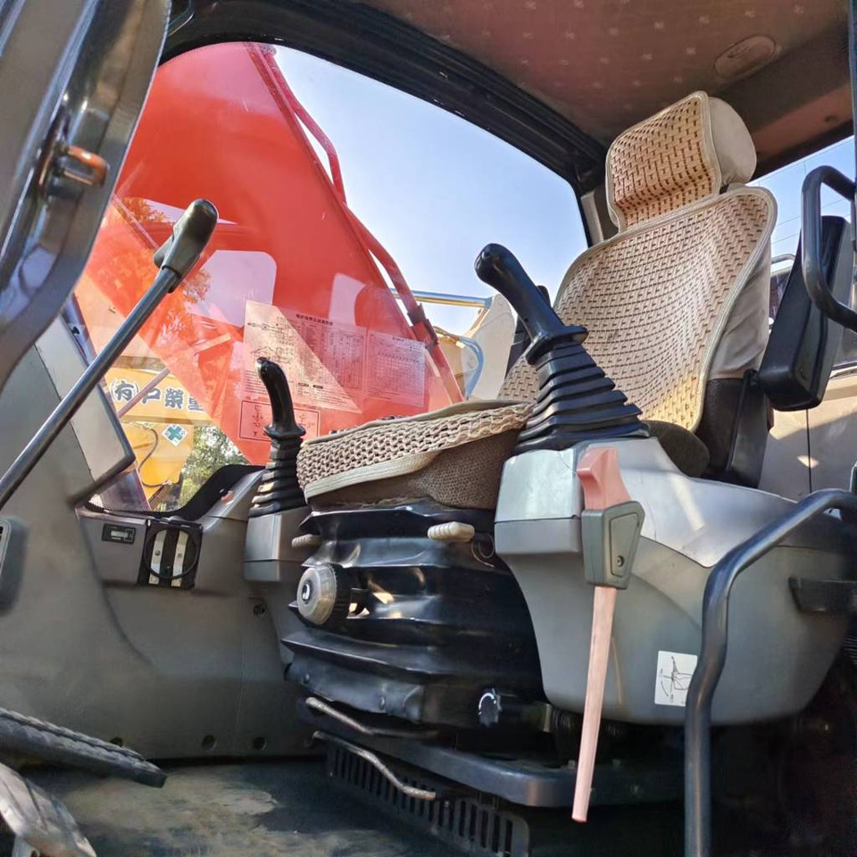 Doosan DX 225 LC - Escavatore cingolato: foto 5 Doosan DX 225 LC - Escavatore cingolato: foto 5