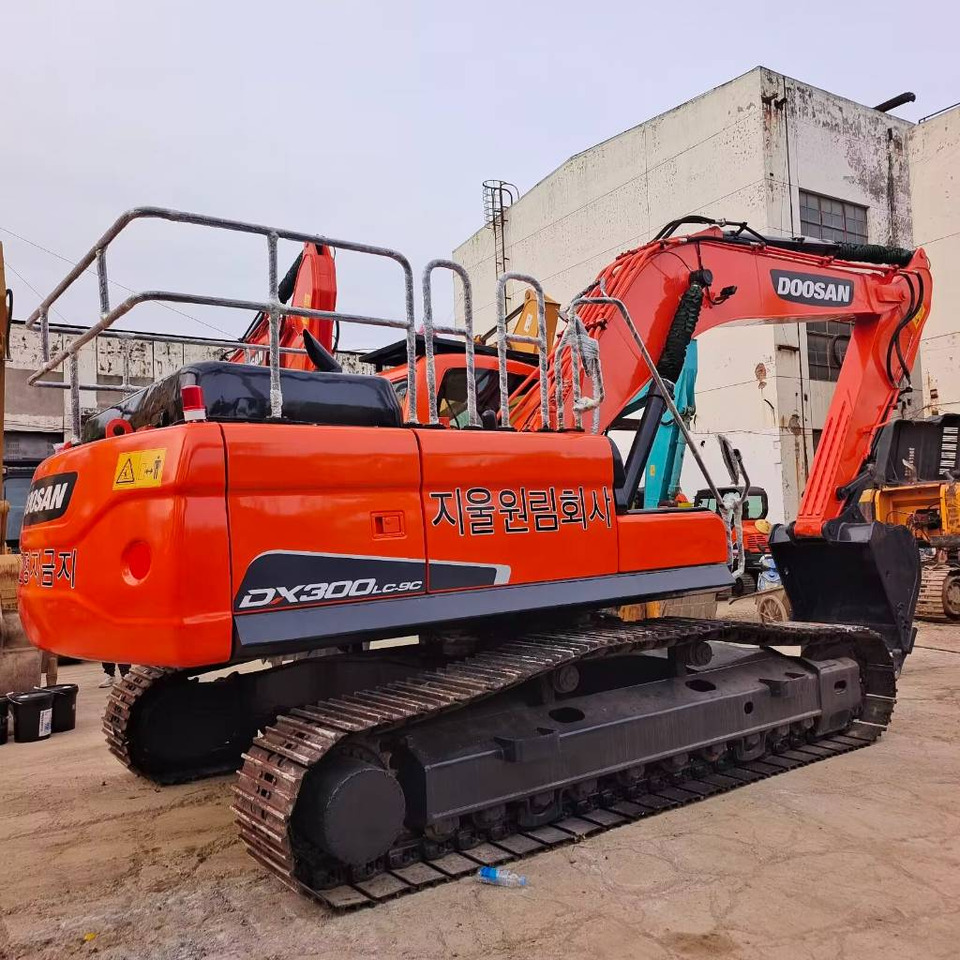 Doosan DX 300 - Escavatore cingolato: foto 1 Doosan DX 300 - Escavatore cingolato: foto 1