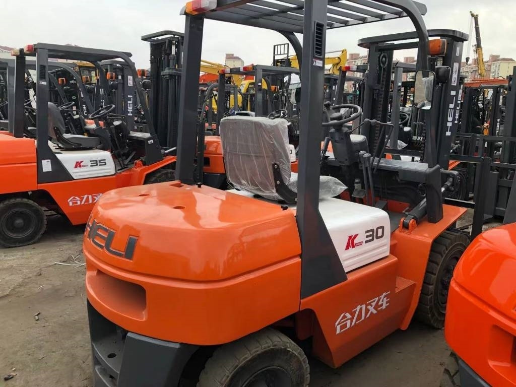 Heli FD 30 - Carrello elevatore diesel: foto 4 Heli FD 30 - Carrello elevatore diesel: foto 4