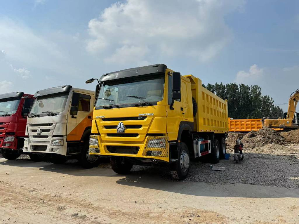 Howo 371 6X4 - Autocarro ribaltabile: foto 1 Howo 371 6X4 - Autocarro ribaltabile: foto 1