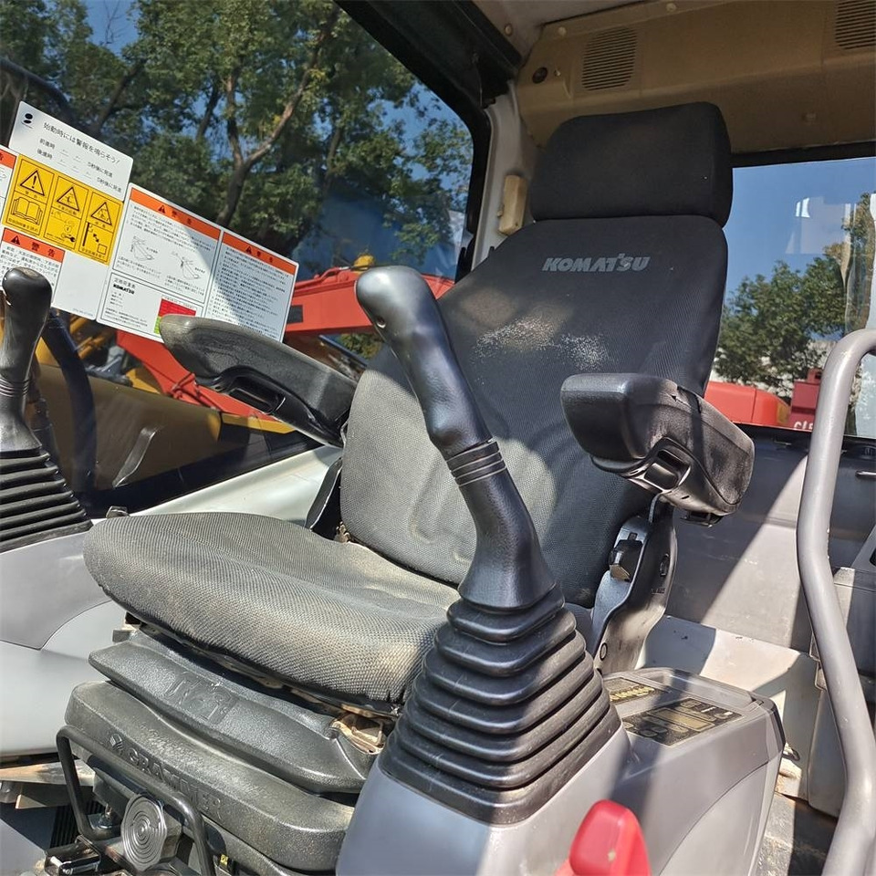 Komatsu PC 130 - Escavatore cingolato: foto 5 Komatsu PC 130 - Escavatore cingolato: foto 5