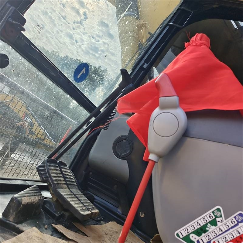 Escavatore cingolato Komatsu PC 200: foto 18