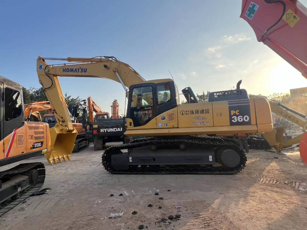 Komatsu PC 360-7 - Escavatore cingolato: foto 1 Komatsu PC 360-7 - Escavatore cingolato: foto 1
