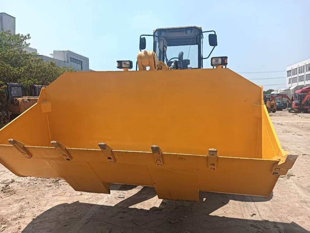 Komatsu WA 470-3 - Pala gommata: foto 5 Komatsu WA 470-3 - Pala gommata: foto 5