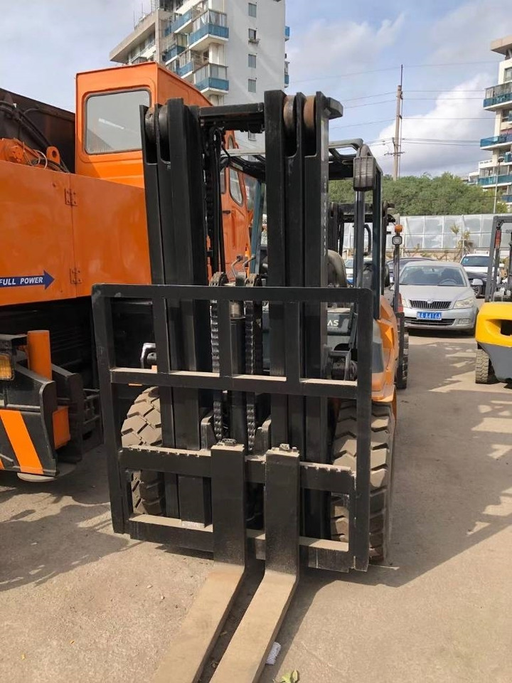 Toyota FD 50 - Carrello elevatore diesel: foto 2 Toyota FD 50 - Carrello elevatore diesel: foto 2