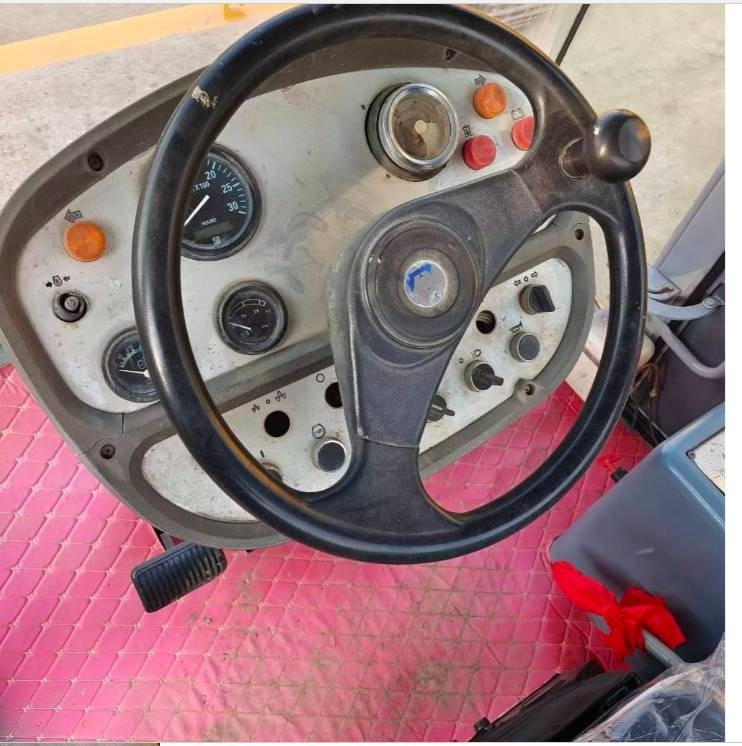 XCMG XS 142 J - Rullo compattatore/ Rullo compressore: foto 4 XCMG XS 142 J - Rullo compattatore/ Rullo compressore: foto 4