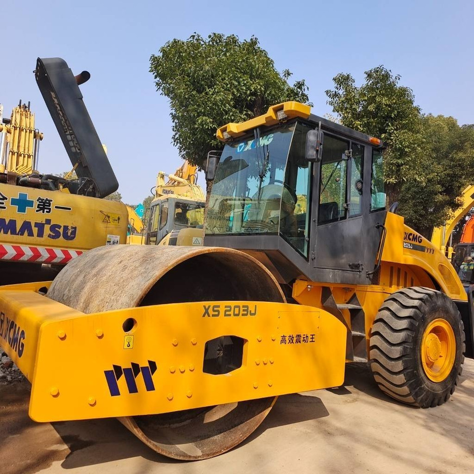 XCMG XS 203 J - Rullo compattatore/ Rullo compressore: foto 1 XCMG XS 203 J - Rullo compattatore/ Rullo compressore: foto 1