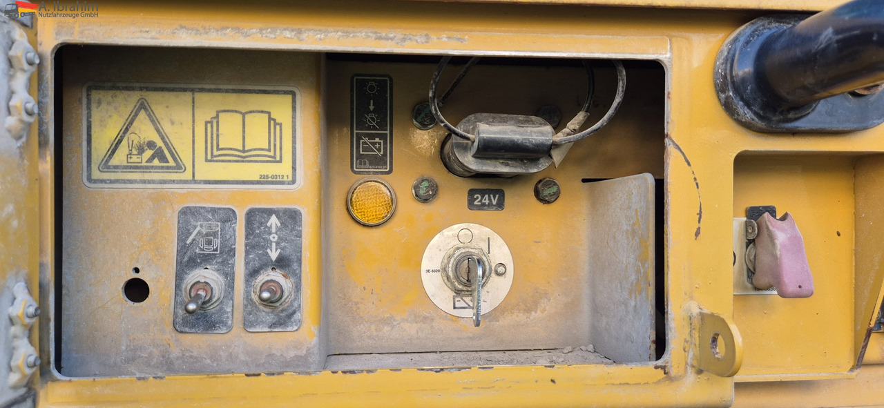 CAT 966 MXE | CAT Payload System | Klimaanlage | Rückfahrkamera | Schaufel - Pala gommata: foto 5 CAT 966 MXE | CAT Payload System | Klimaanlage | Rückfahrkamera | Schaufel - Pala gommata: foto 5
