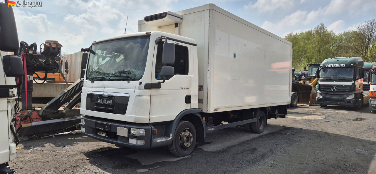 MAN TGL 8.150 4X2 BL Unfallschaden bedingt fahrbereit, Motor ok - Furgone: foto 1 MAN TGL 8.150 4X2 BL Unfallschaden bedingt fahrbereit, Motor ok - Furgone: foto 1