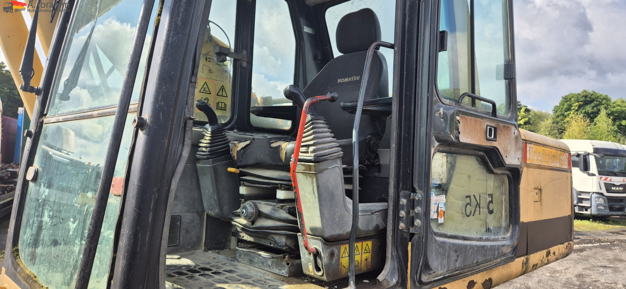 Komatsu PC 210 Zustand gut, UVV 12 25 - Escavatore cingolato: foto 4 Komatsu PC 210 Zustand gut, UVV 12 25 - Escavatore cingolato: foto 4